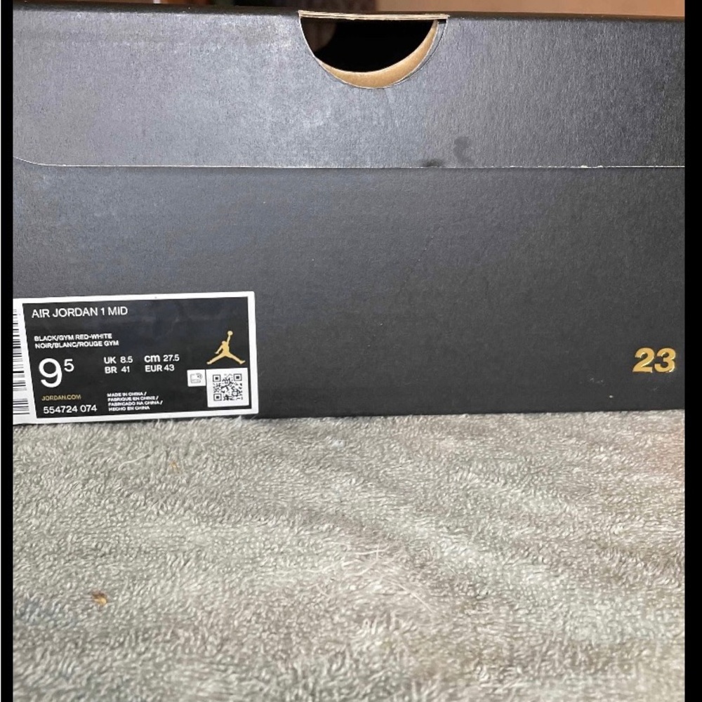 AIR JORDAN 1 Mid Banned Us M 9.5 - Picture 7 of 8